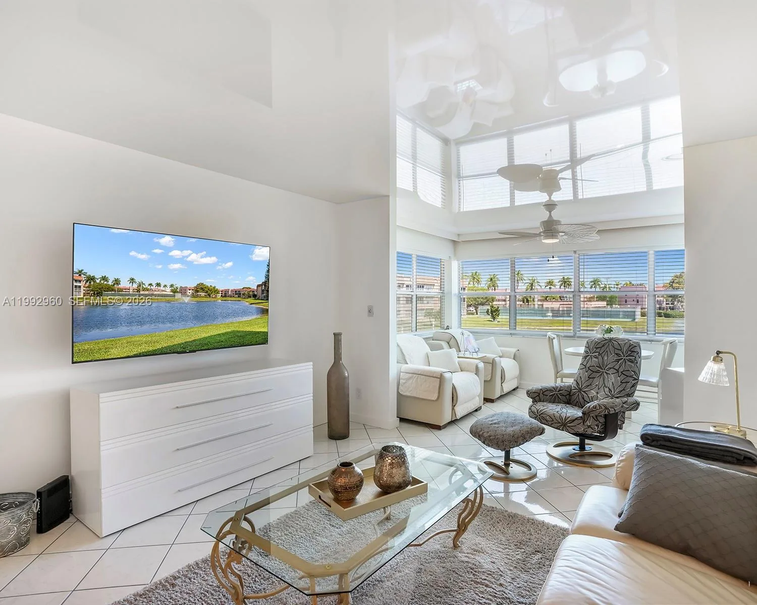 9580 Sunrise Lakes Blvd # 205, Sunrise, FL 33322 photo 3