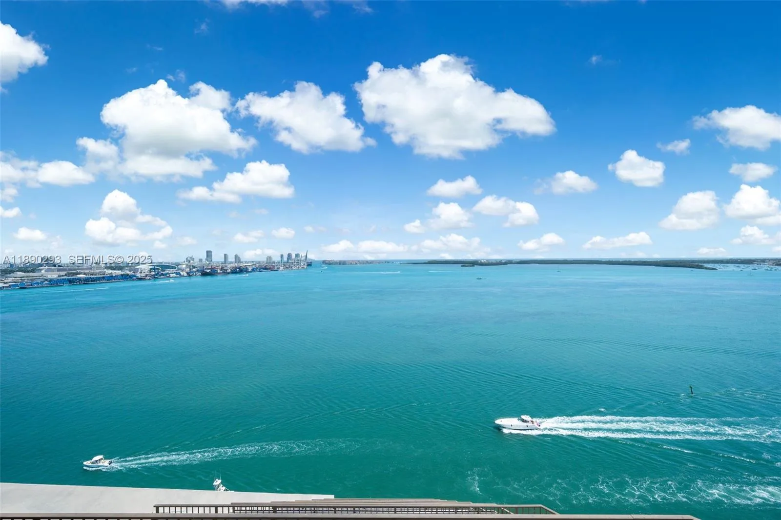 520 Brickell Key Dr # UPH-03, Miami, FL 33131