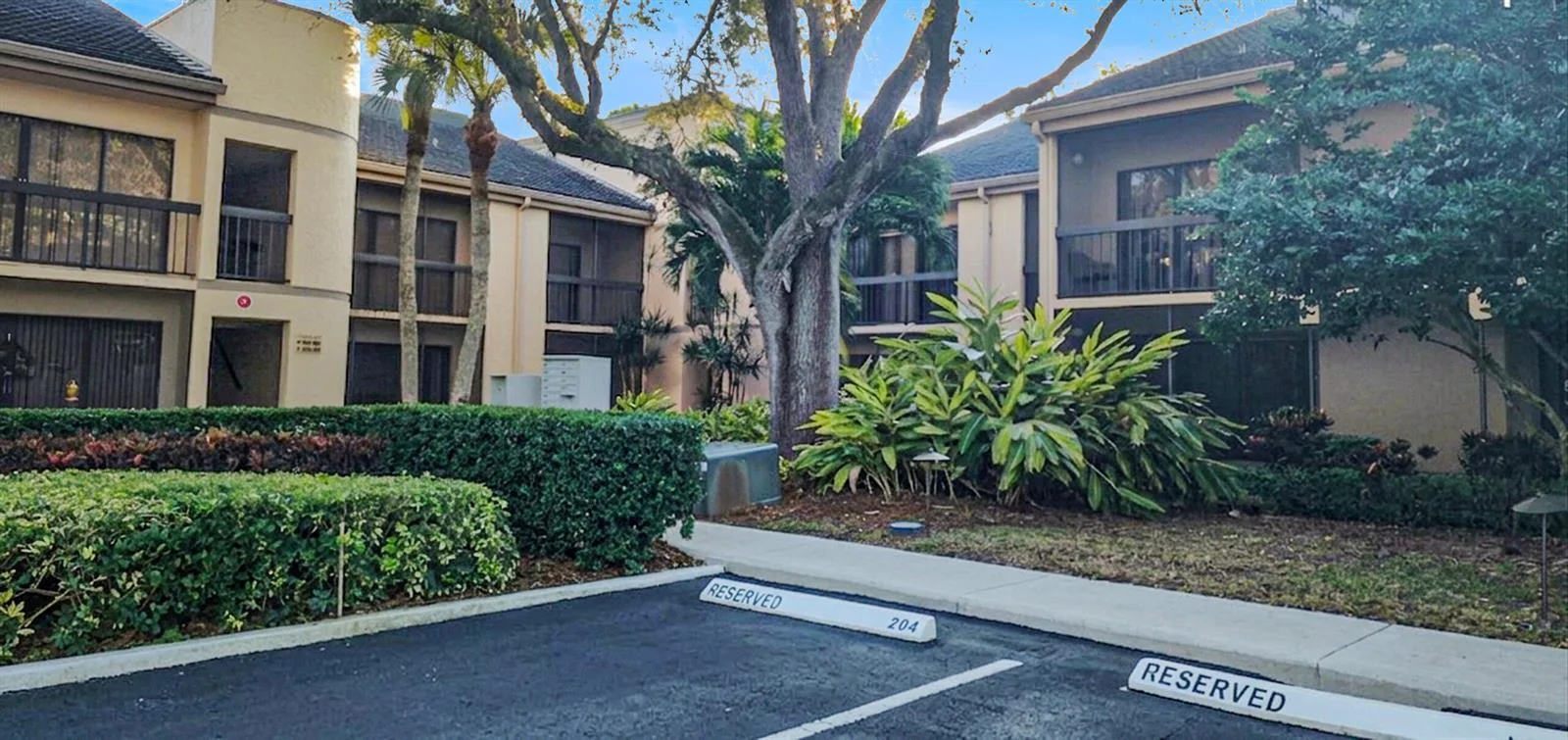 9460 MEADOWOOD Drive # 203, Fort Pierce, FL 34951