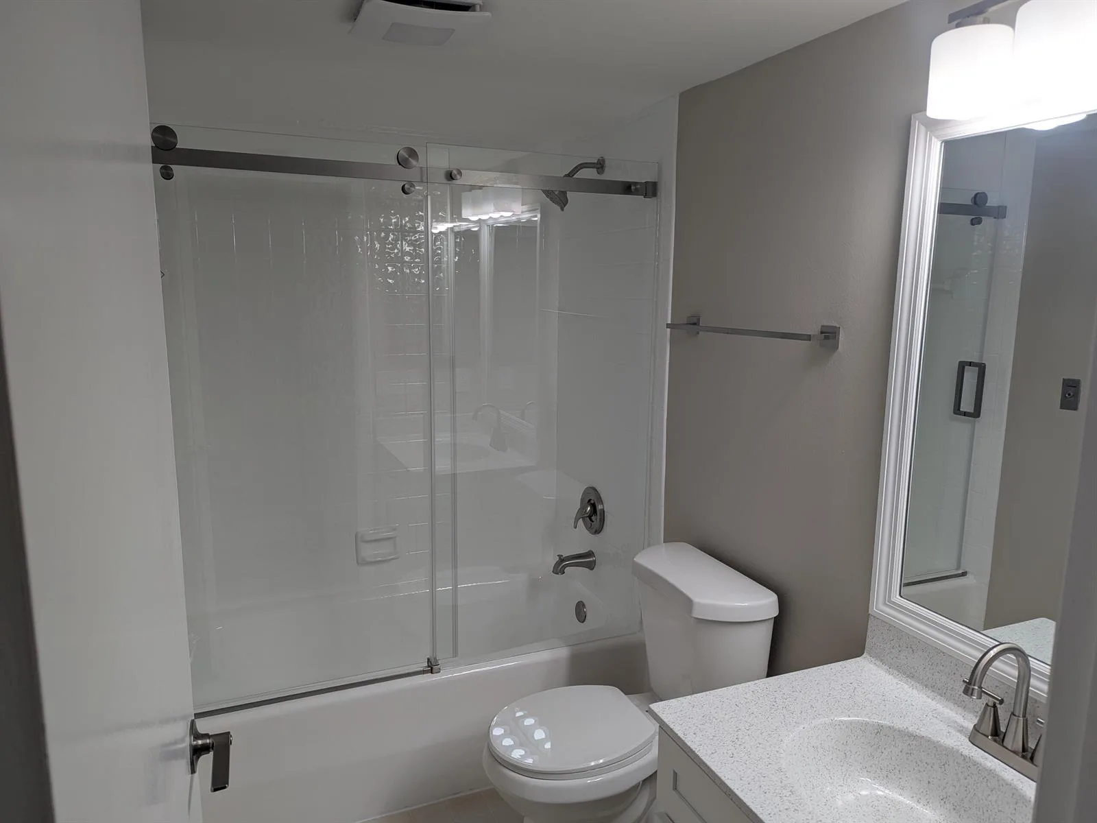 9460 MEADOWOOD Drive # 203, Fort Pierce, FL 34951 photo 2