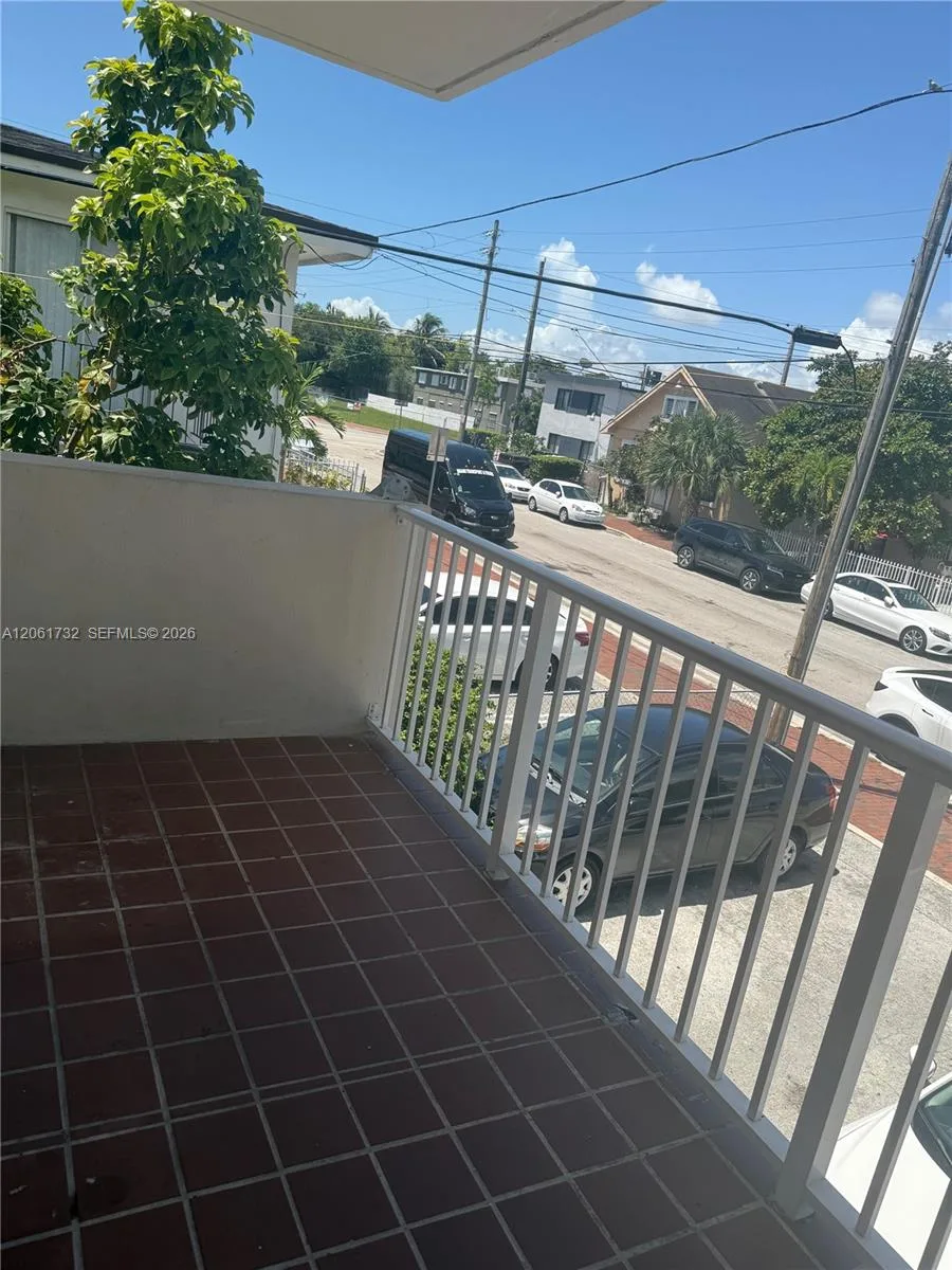 621 SW 15th Ave # 1, Miami, FL 33135 photo 9