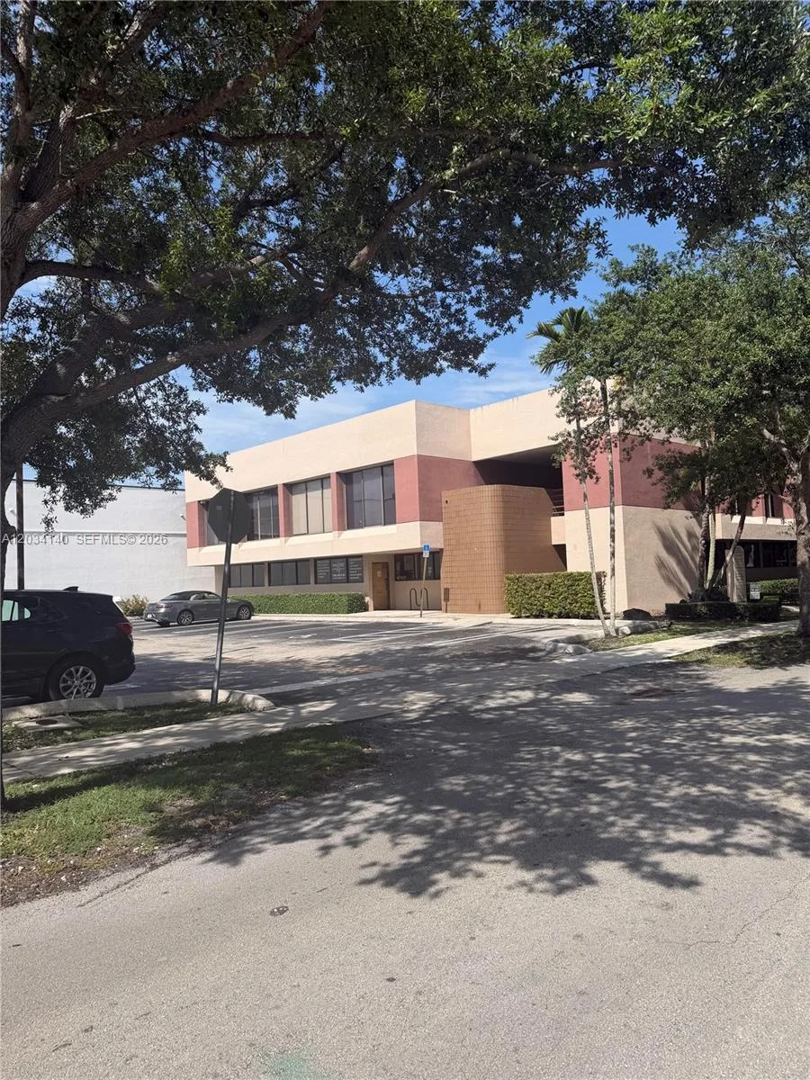 9245 SW 157th St # 2 Exam Rms, Palmetto Bay, FL 33157