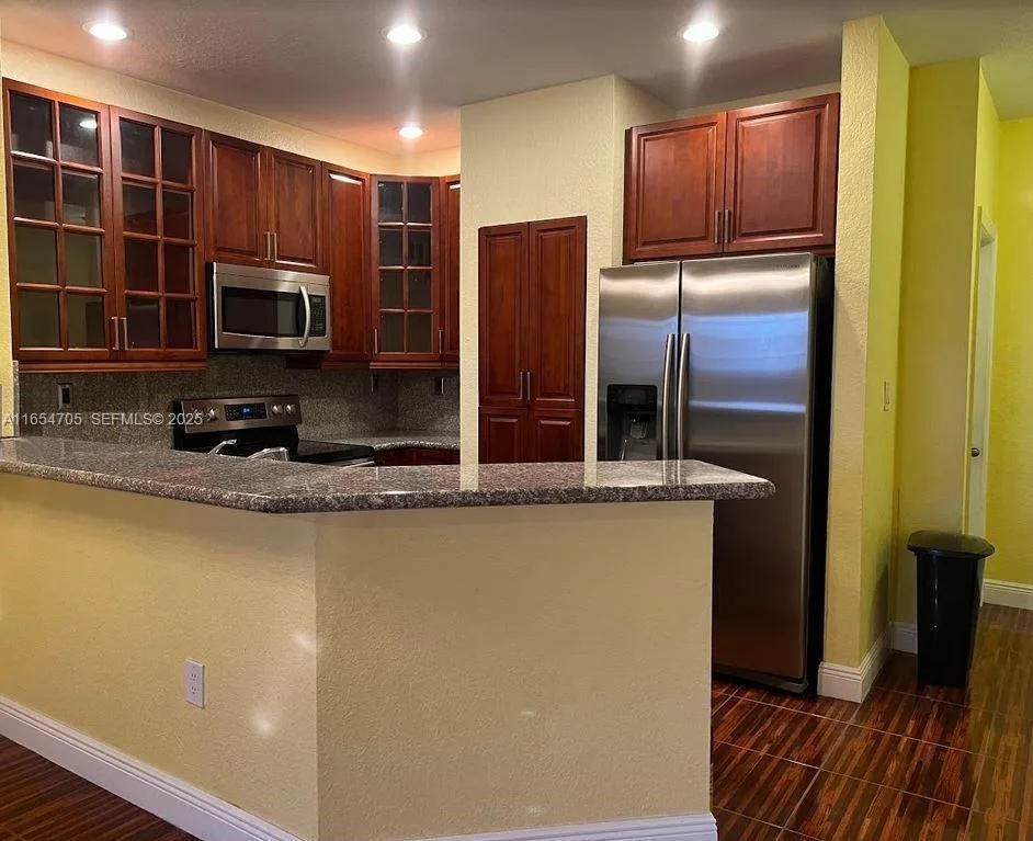 6407 Catalina Ln # 6407, Tamarac, FL 33321 photo 6