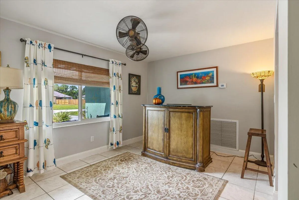5904 Killarney Avenue, Fort Pierce, FL 34951 photo 10