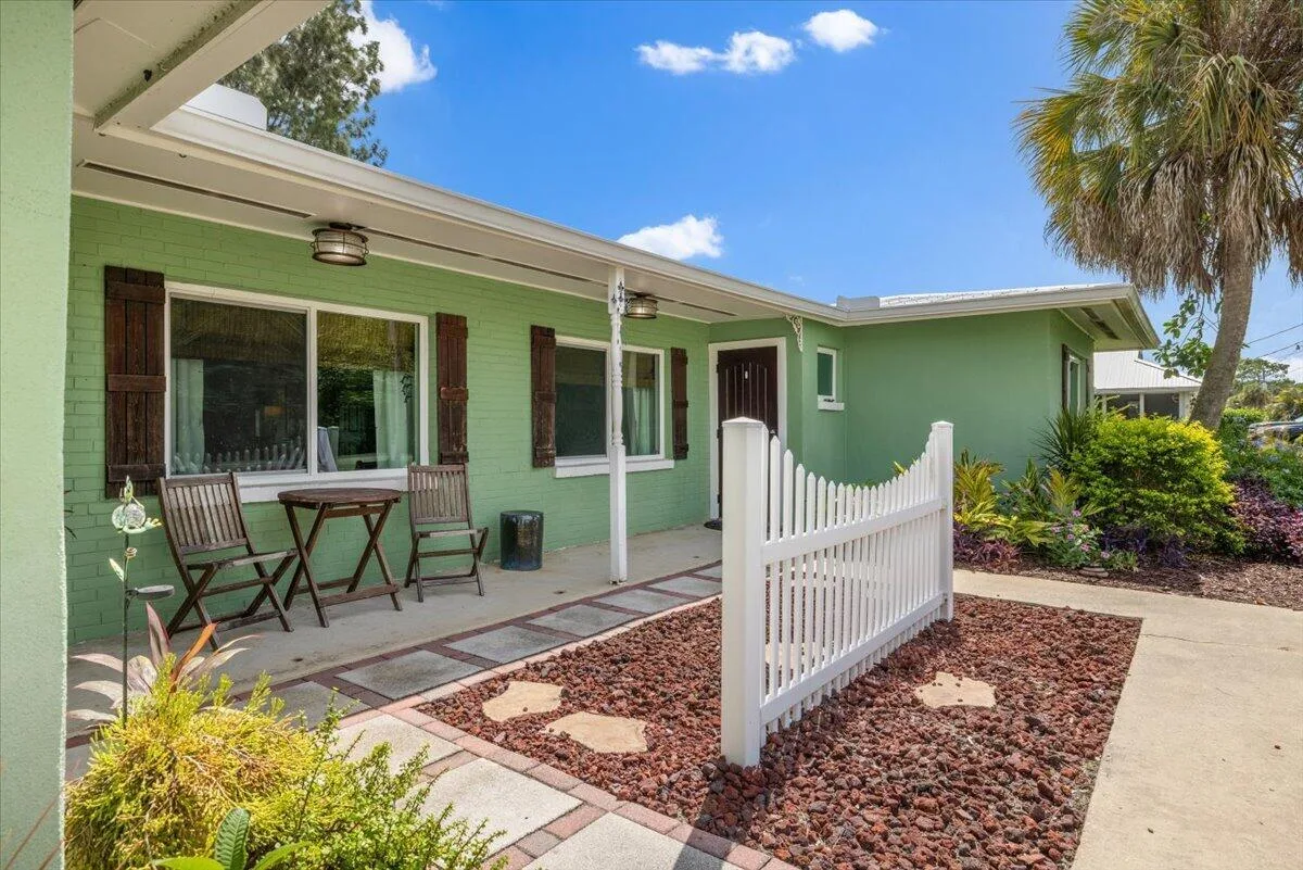 5904 Killarney Avenue, Fort Pierce, FL 34951 photo 4