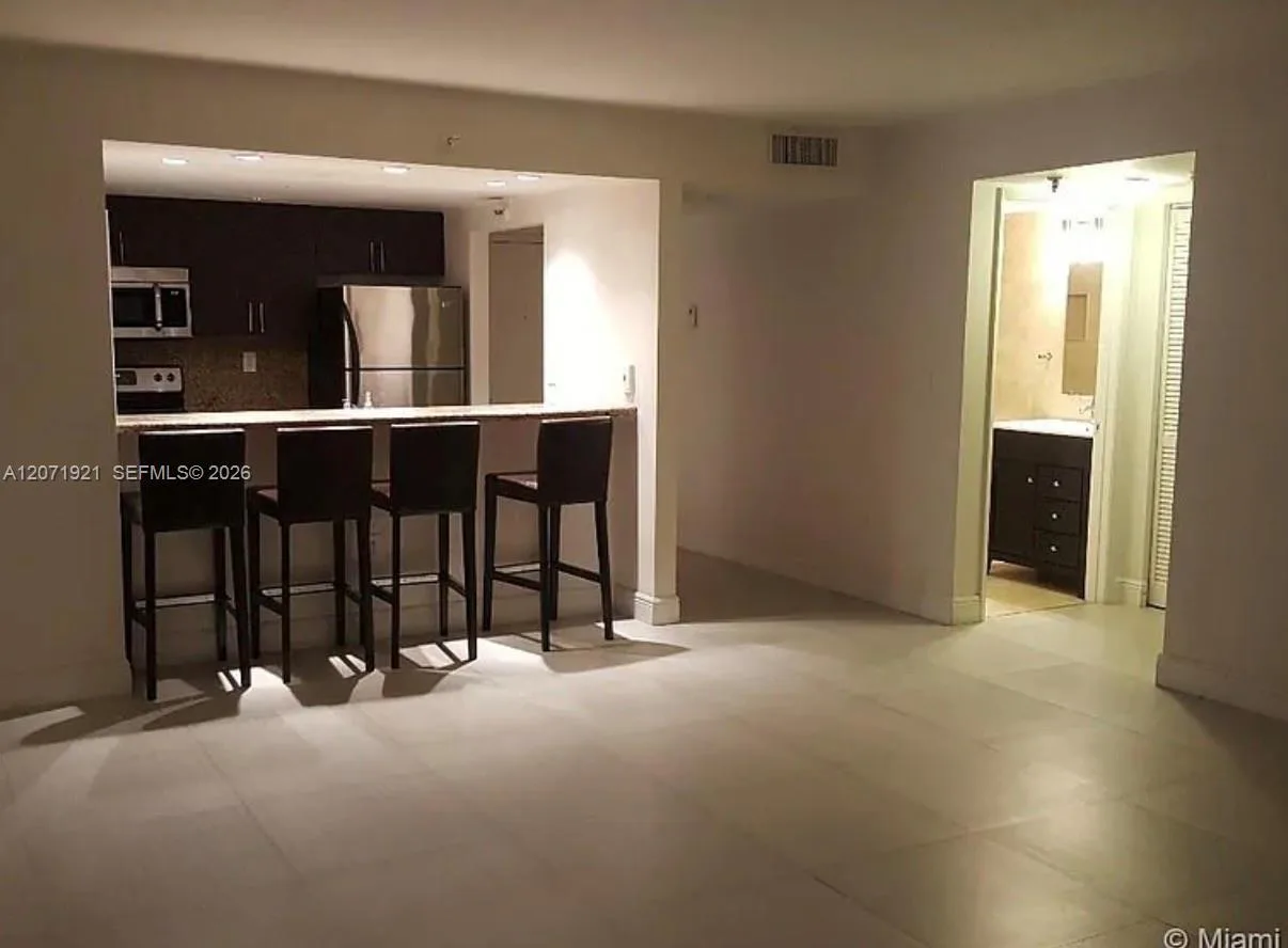850 N Miami Ave # W-2205, Miami, FL 33136