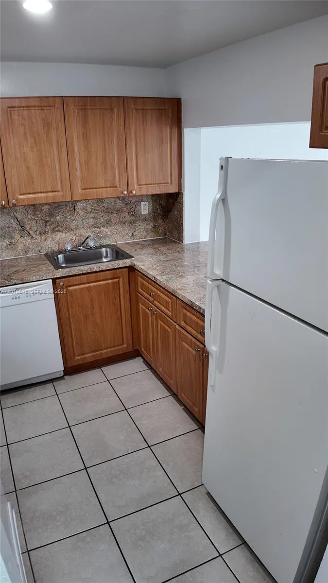 10820 SW 200th Dr # 308, Cutler Bay, FL 33157 photo 2