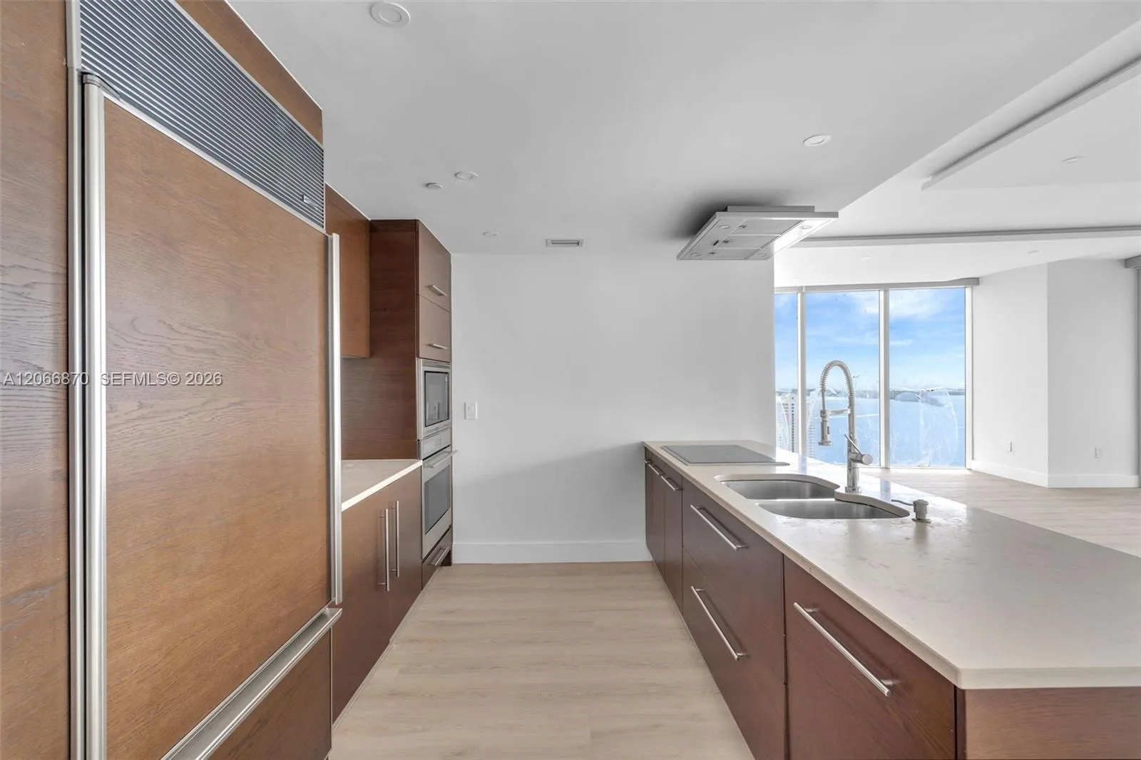 495 Brickell Ave # 3601, Miami, FL 33131 photo 13