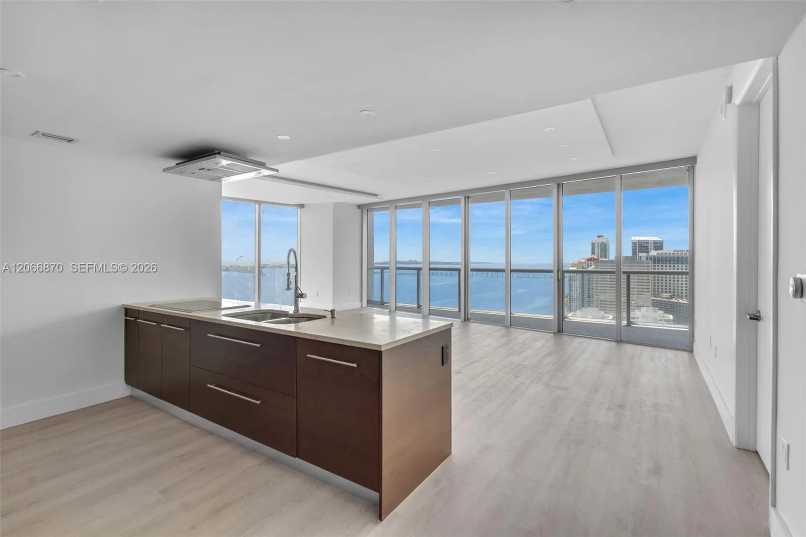 495 Brickell Ave # 3601, Miami, FL 33131 photo 6