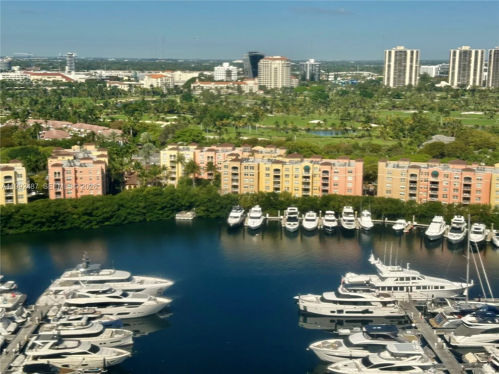 19667 Turnberry Way # 22E, Aventura, FL 33180