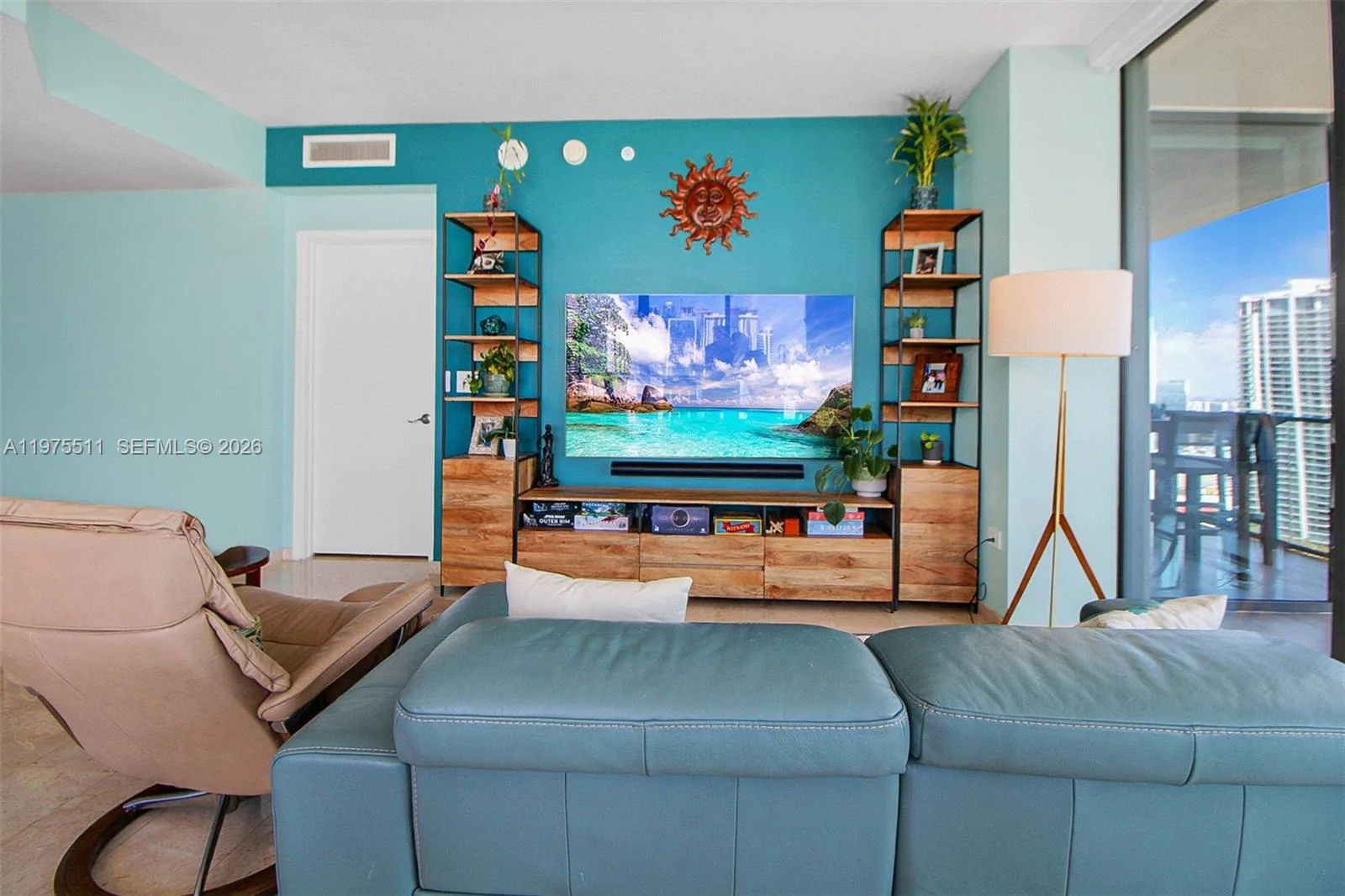 68 SE 6th St # 2612, Miami, FL 33131 photo 13
