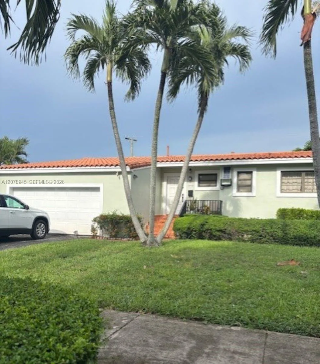 1645 SW 83rd Ave, Miami, FL 33155