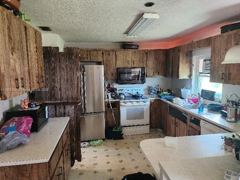 117 Deen Boulevard, Other City - In The State Of Florida, FL 33823 photo 3