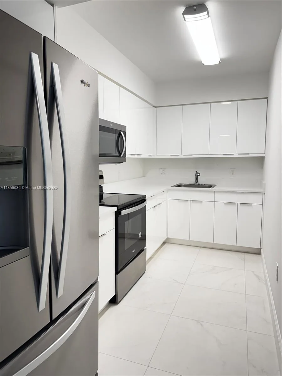 800 Claughton Island Dr # 502, Miami, FL 33131 photo 10
