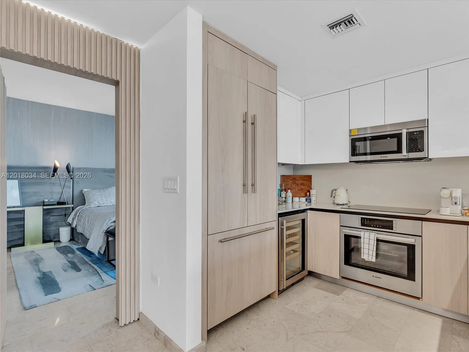 88 SW 7th St # 2011 (corner), Miami, FL 33130 photo 12