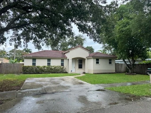21733 Ingraham Ave Rd # 21733, Cutler Bay, FL 33190