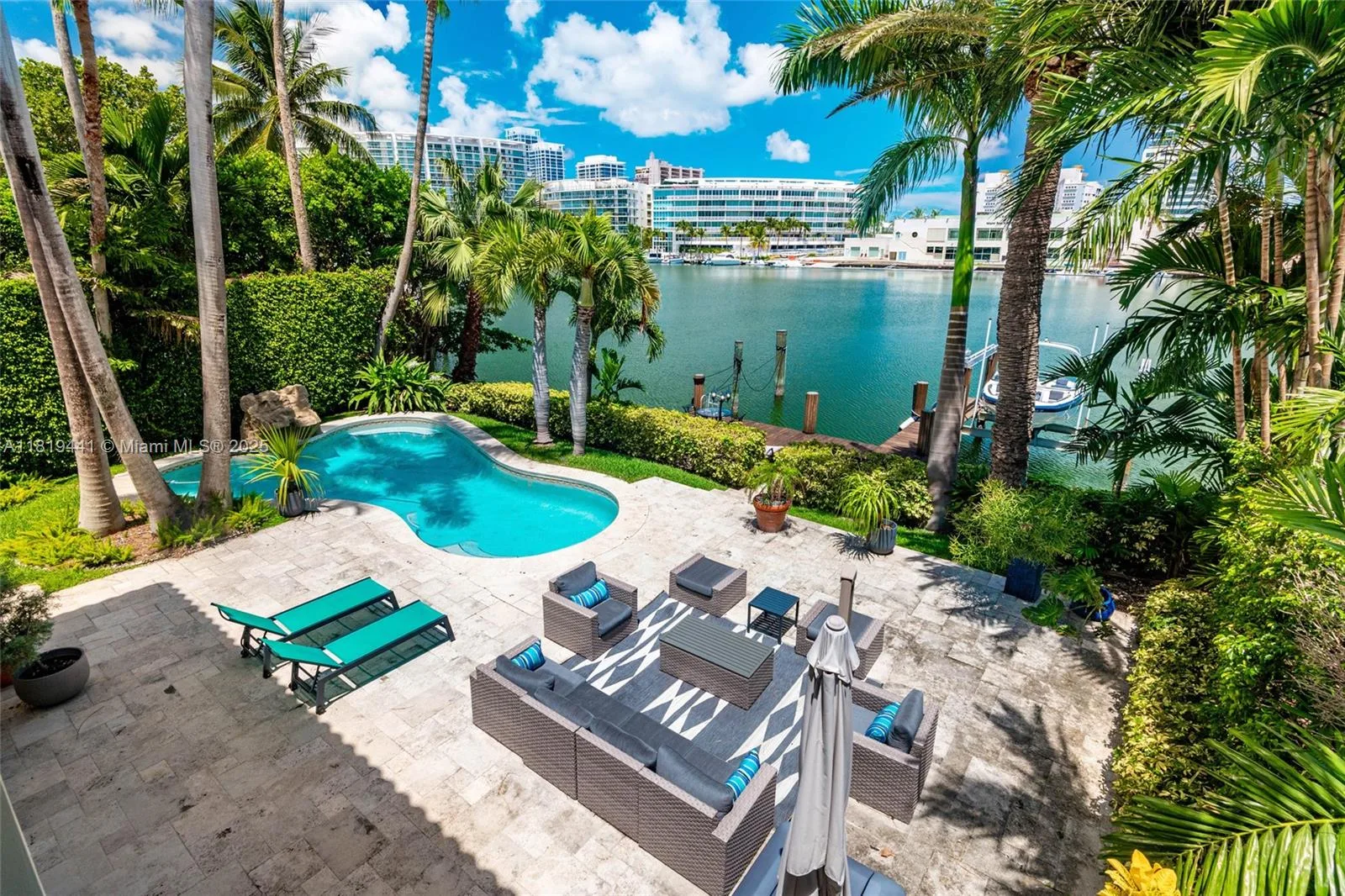 6535 Allison Rd, Miami Beach, FL 33141 photo 4