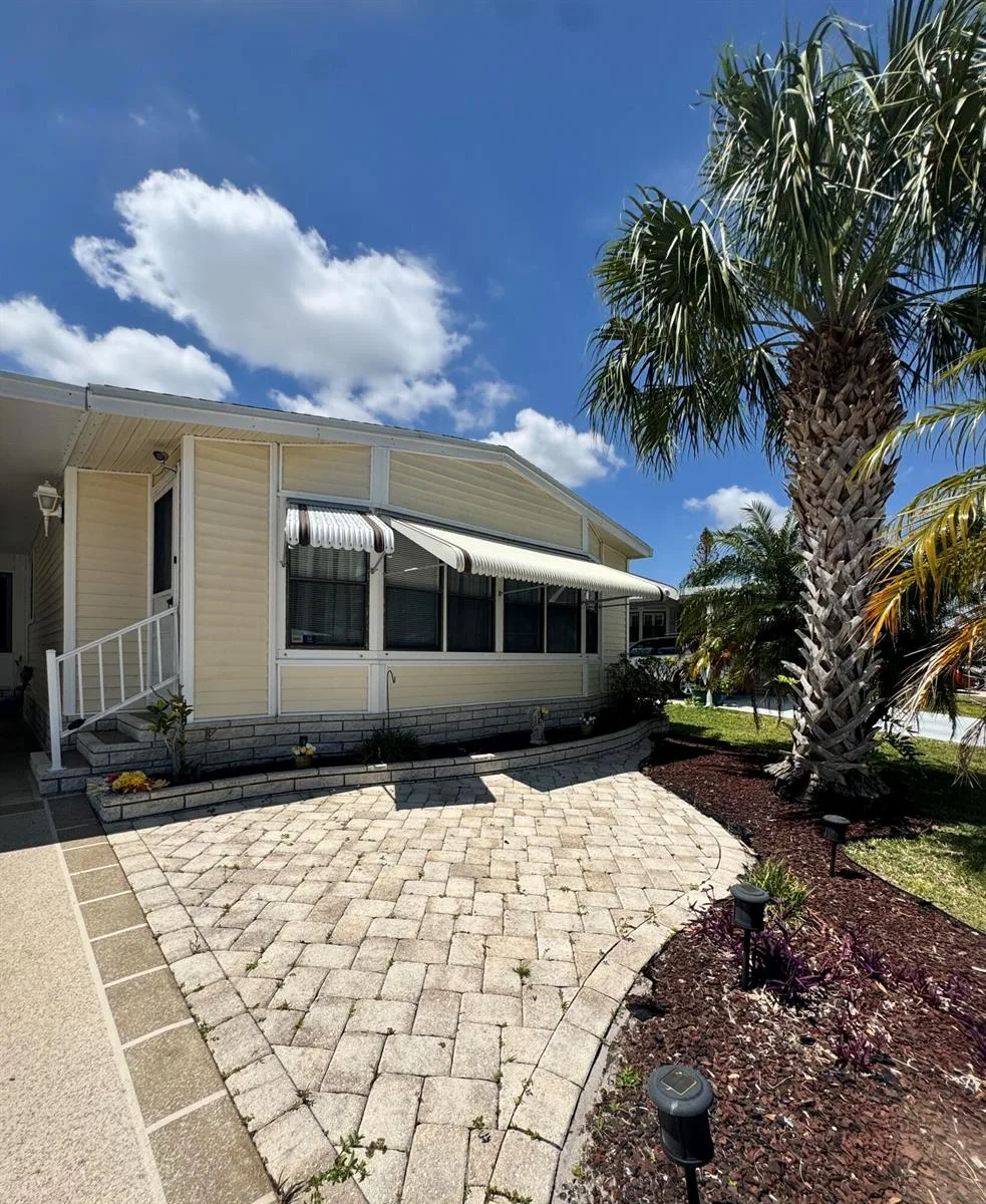 14041 Zorzal Avenue, Fort Pierce, FL 34951