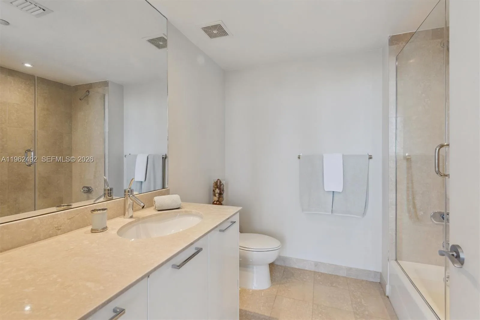 400 Alton Rd # 1910, Miami Beach, FL 33139 photo 13