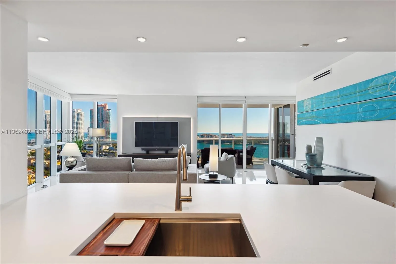 400 Alton Rd # 1910, Miami Beach, FL 33139 photo 6