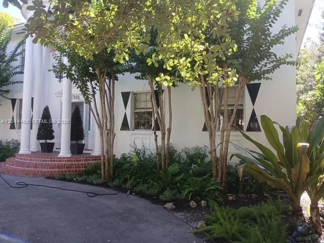 2828 Segovia St # Suite 1, Coral Gables, FL 33134 photo 2