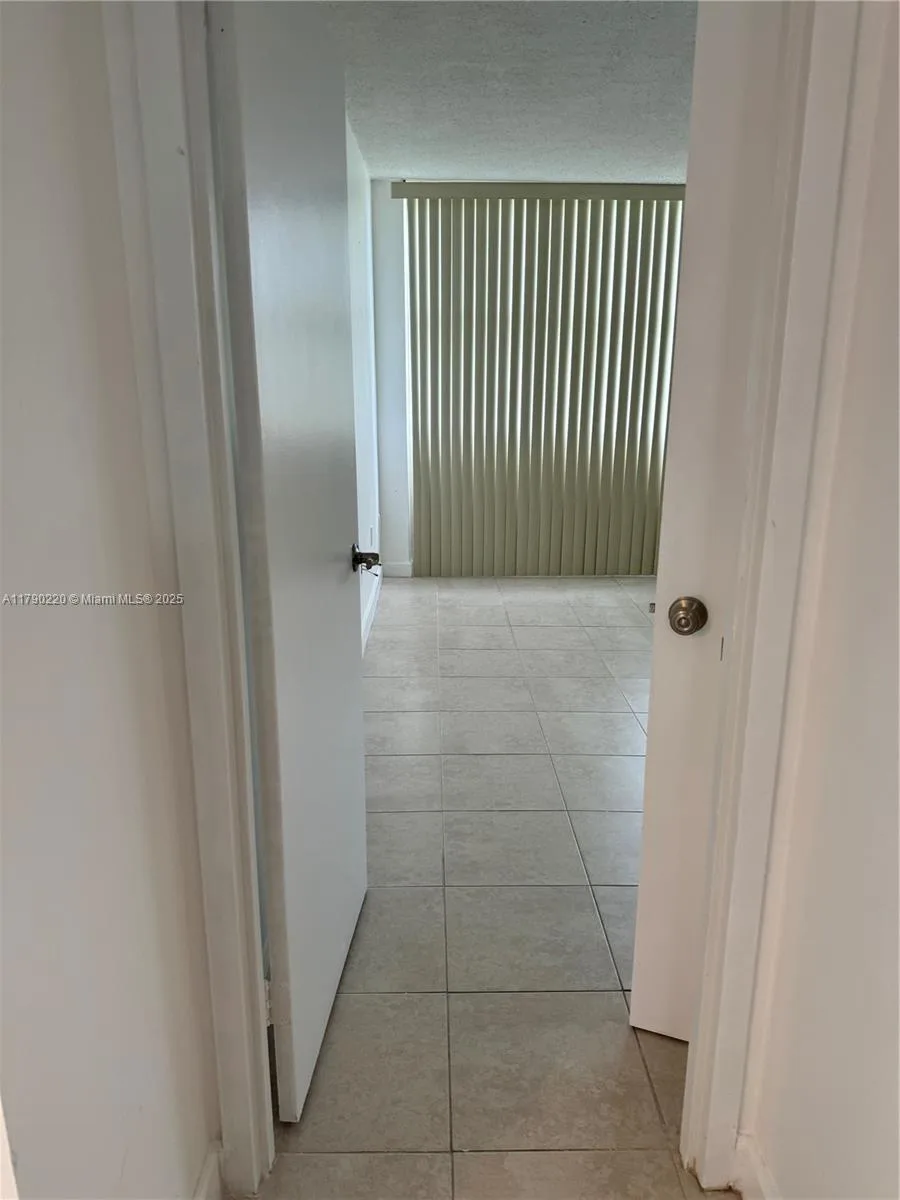 1420 Brickell Bay Dr # 103A1, Miami, FL 33131 photo 10