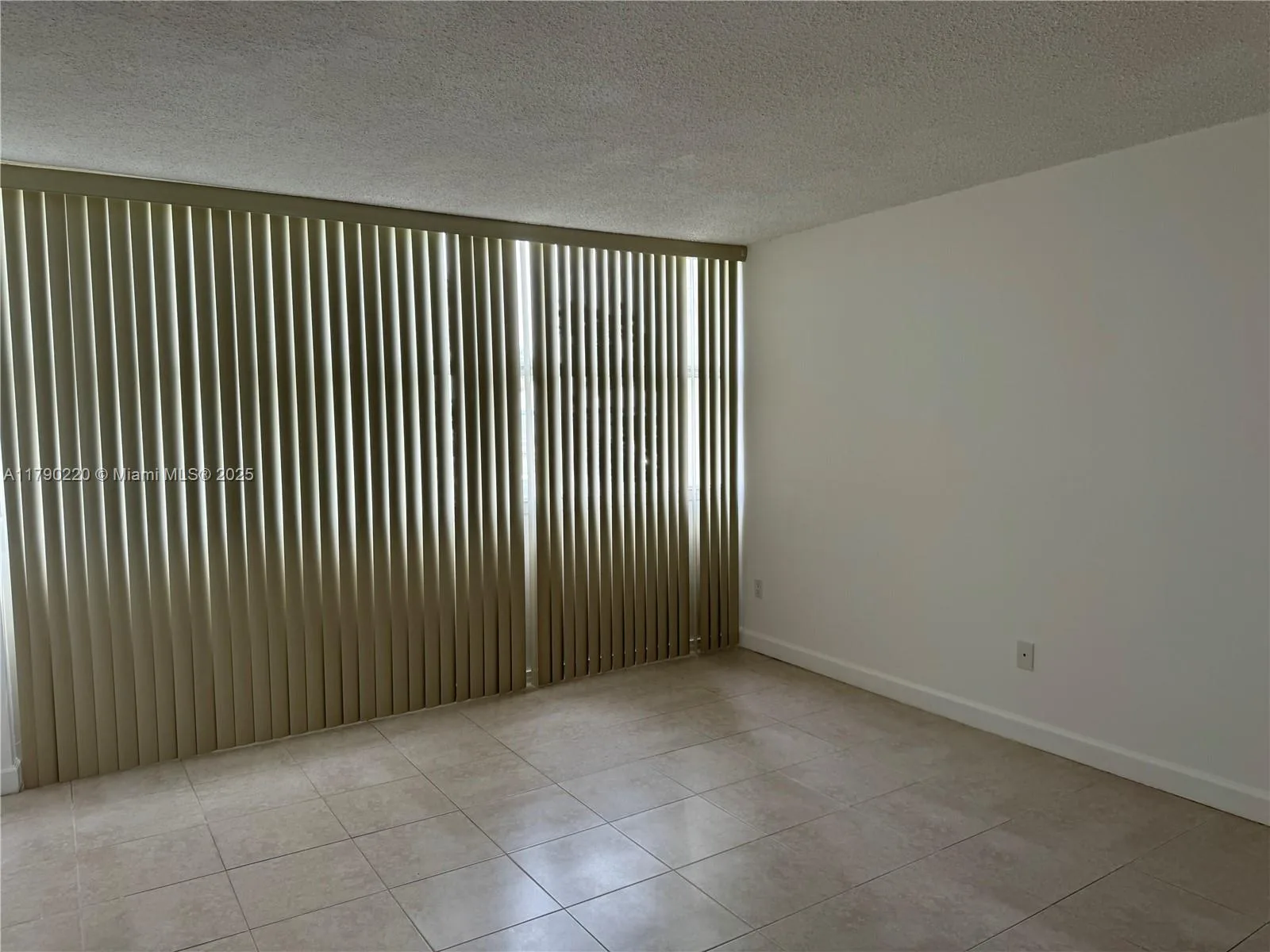1420 Brickell Bay Dr # 103A1, Miami, FL 33131 photo 11