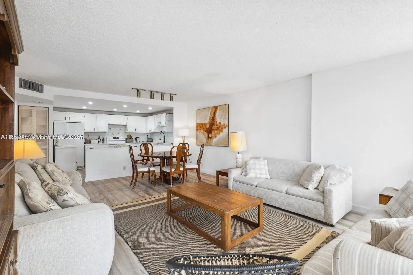 1901 Brickell Ave # B2413, Miami, FL 33129 photo 7