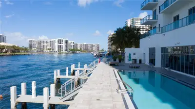 HYDE BEACH HOUSE
