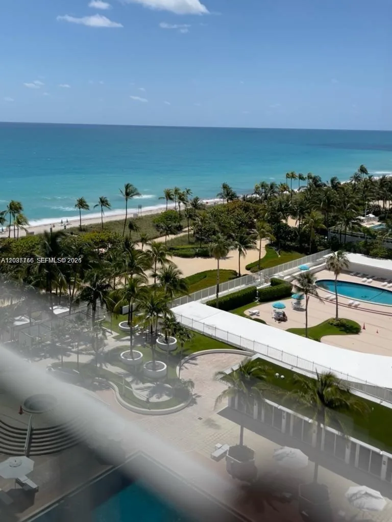 10275 Collins Ave # 915, Bal Harbour, FL 33154