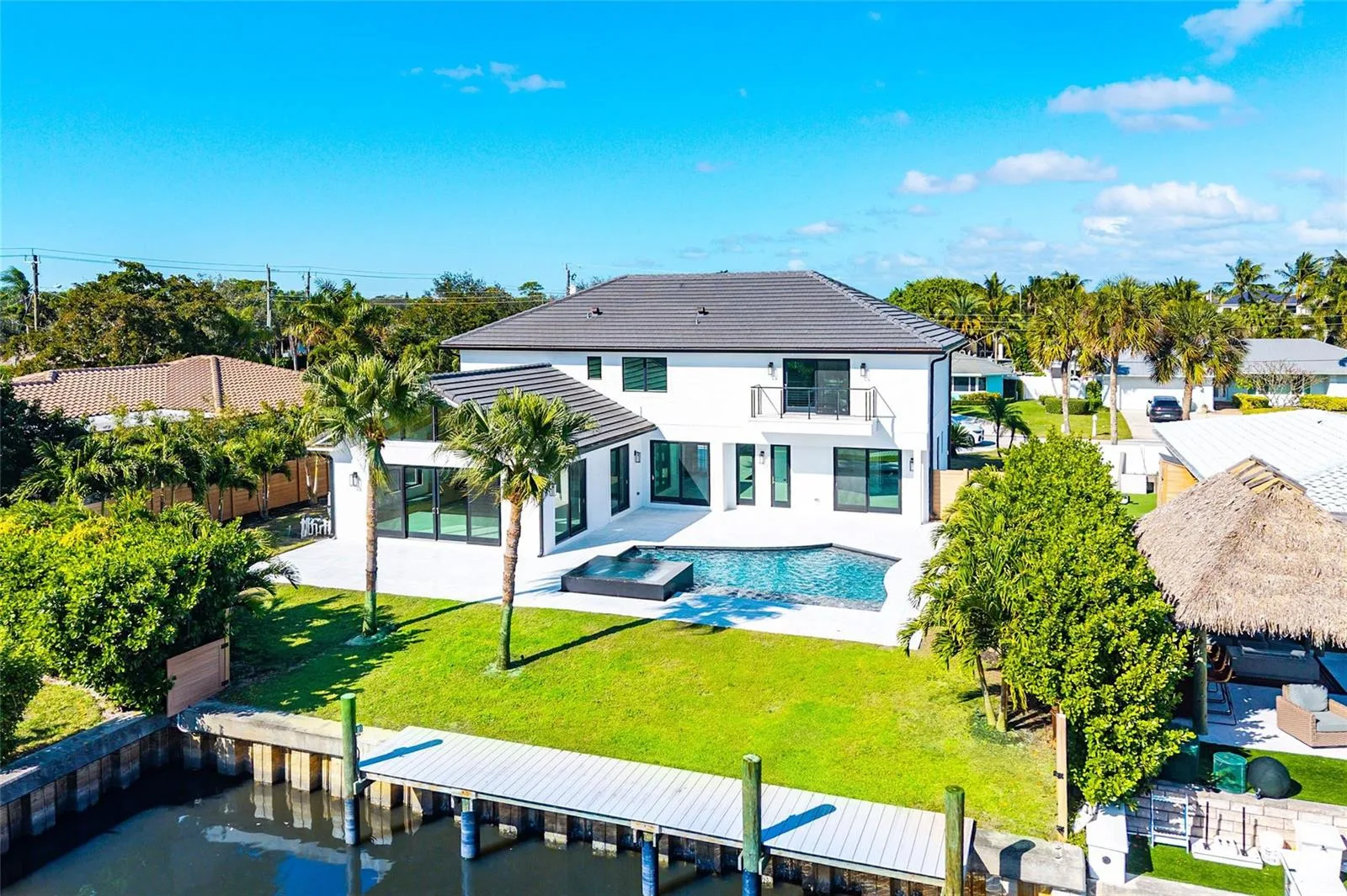 8 Leeward Circle, Jupiter, FL 33469