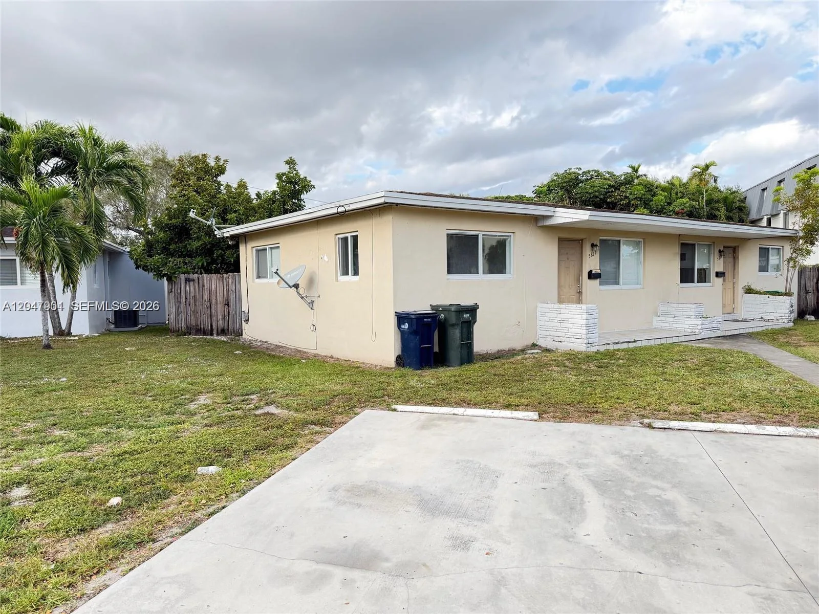 5819 NW 37th St, Virginia Gardens, FL 33166