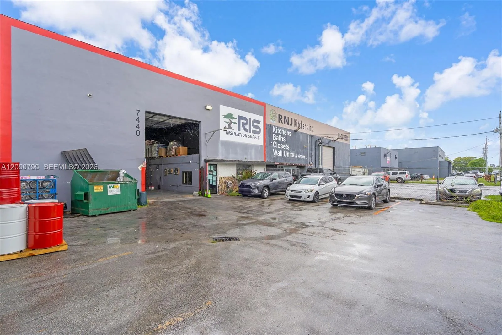 7440 NW 66th St, Miami, FL 33166 photo 2