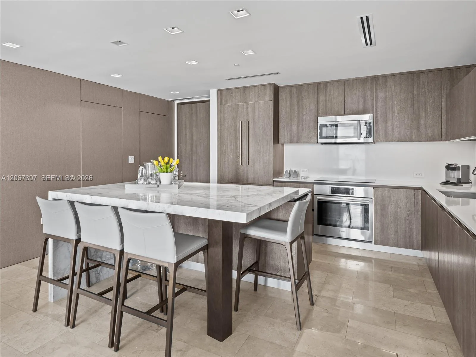 88 SW 7th St # 3007, Miami, FL 33130 photo 11