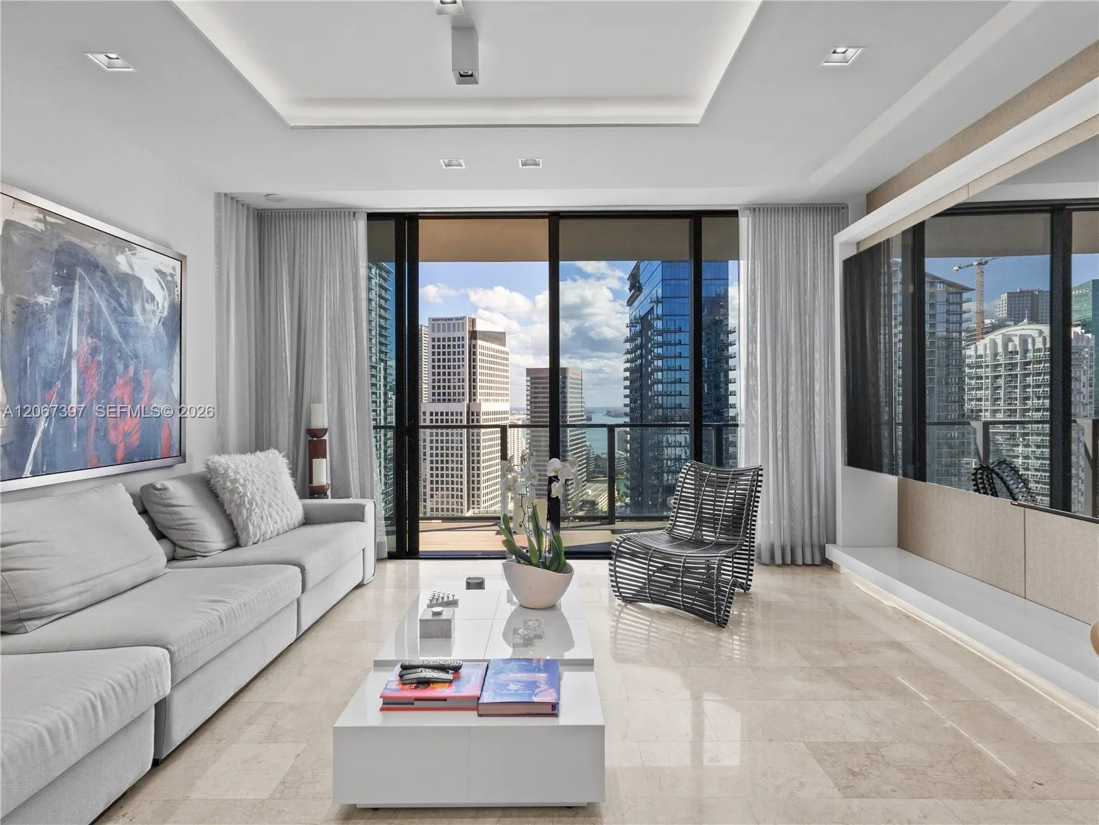 88 SW 7th St # 3007, Miami, FL 33130 photo 4
