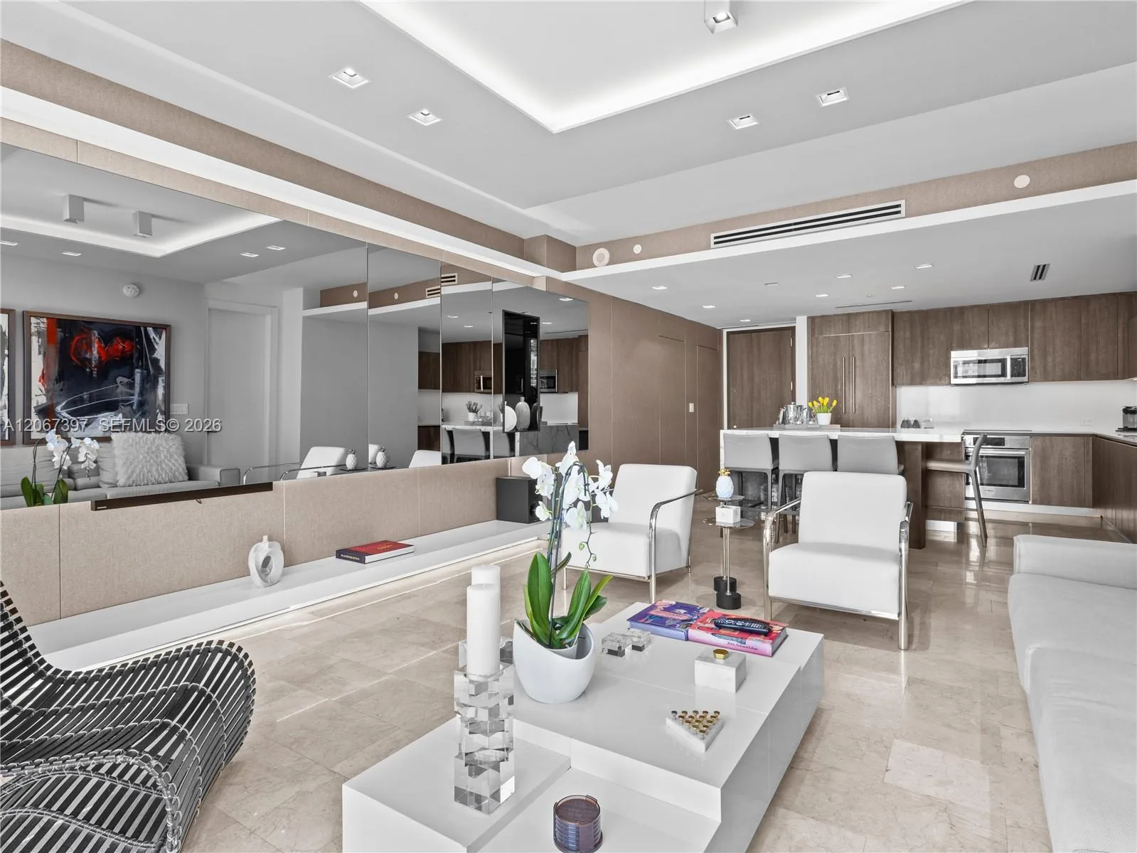 88 SW 7th St # 3007, Miami, FL 33130 photo 6