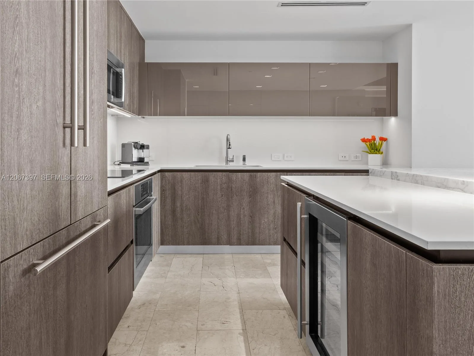 88 SW 7th St # 3007, Miami, FL 33130 photo 9