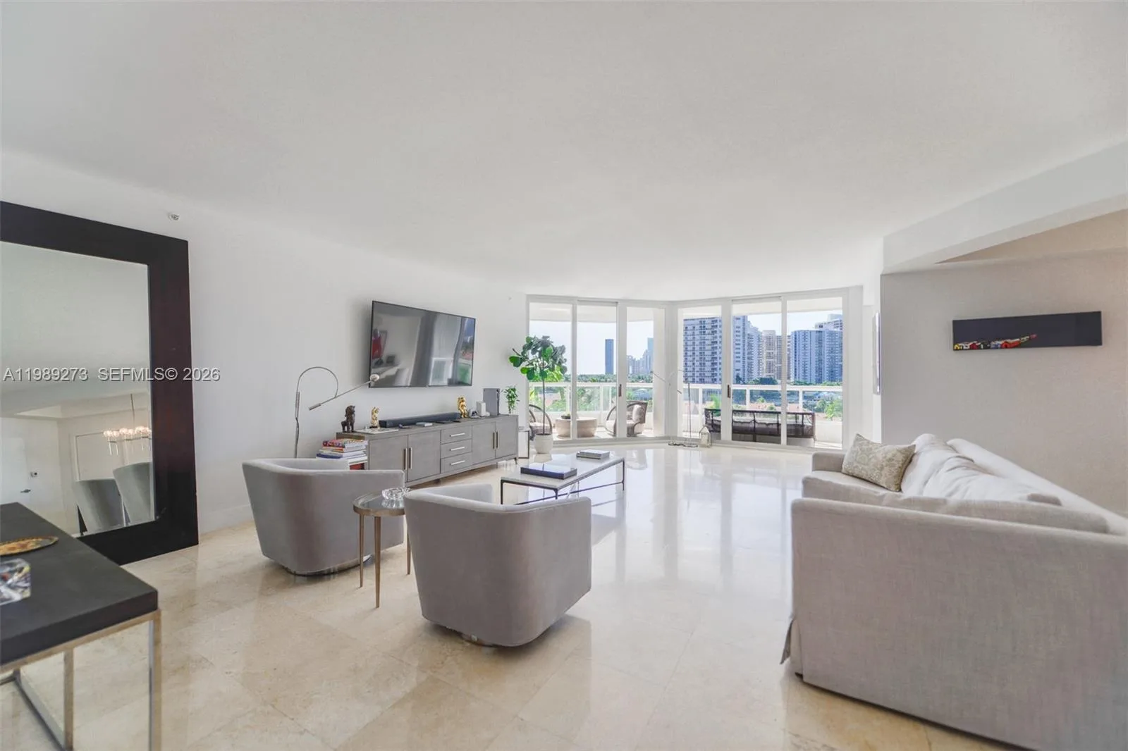 21050 Point Pl # 702, Aventura, FL 33180 photo 11