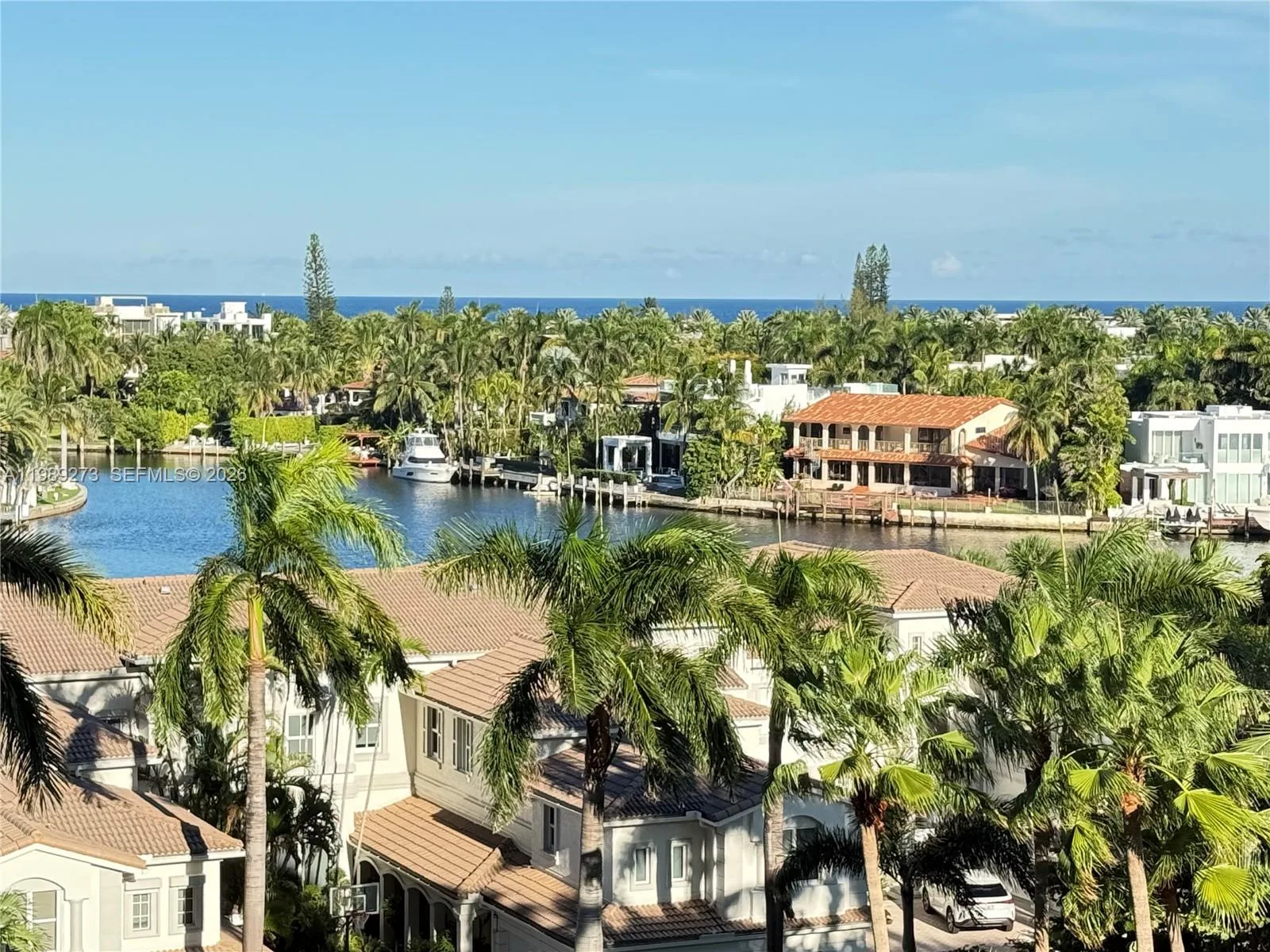 21050 Point Pl # 702, Aventura, FL 33180 photo 7