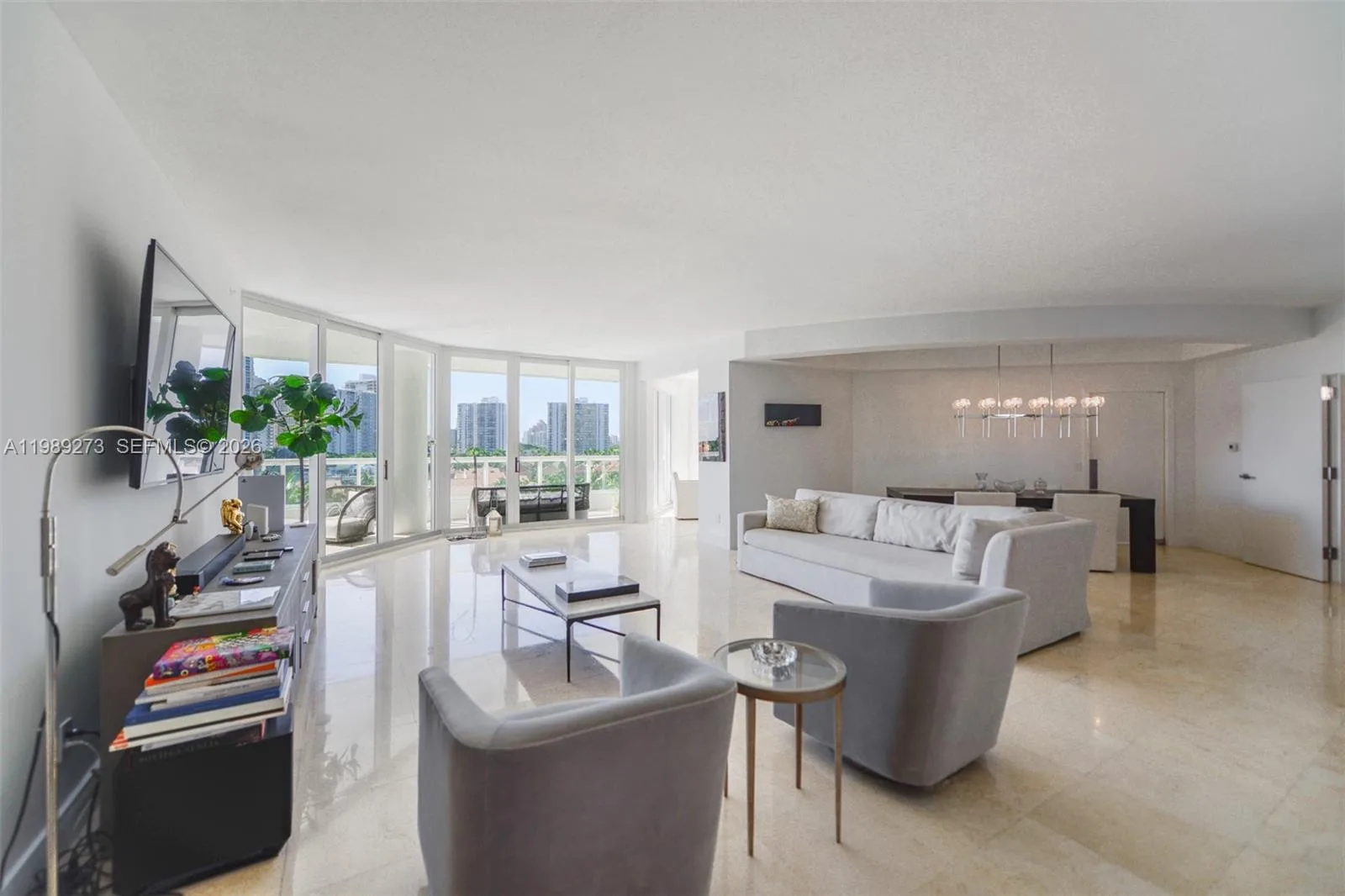 21050 Point Pl # 702, Aventura, FL 33180 photo 9