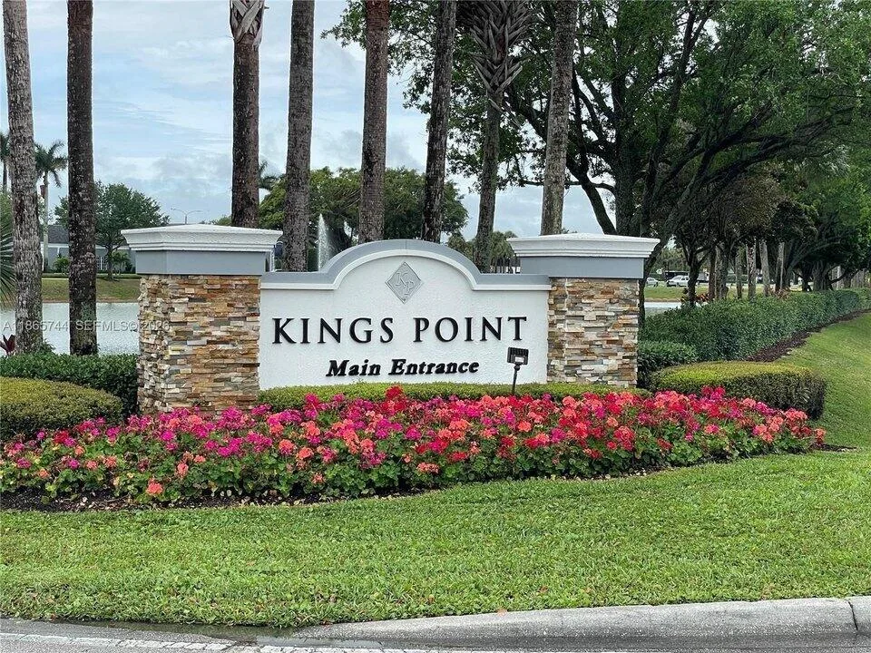 318 Seville N, Delray Beach, FL 33446