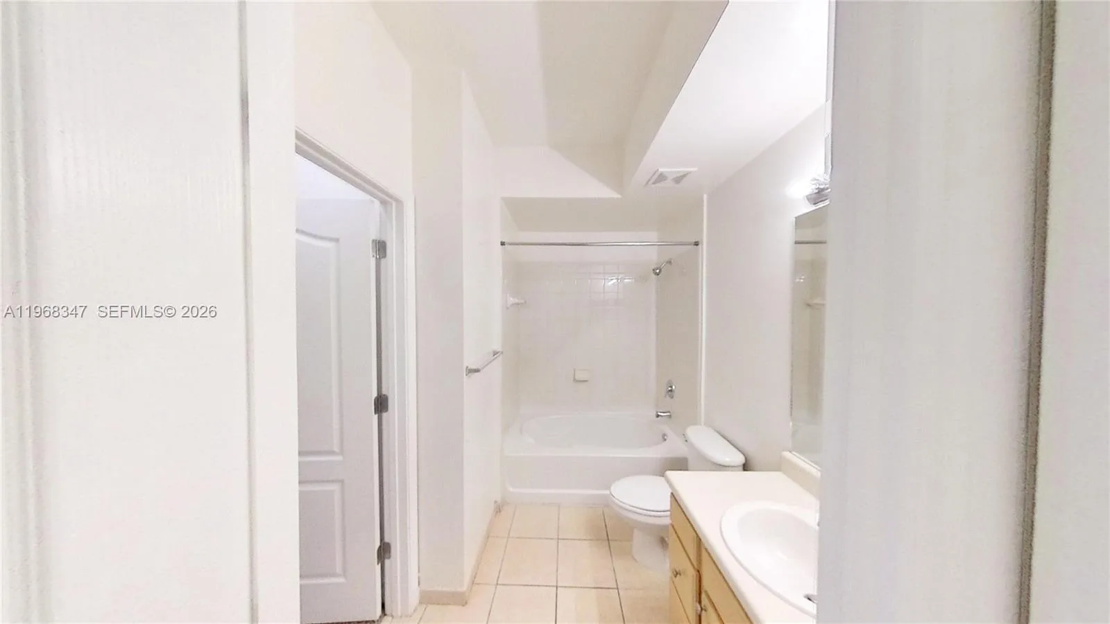 6001 SW 70th St # 217, South Miami, FL 33143 photo 9