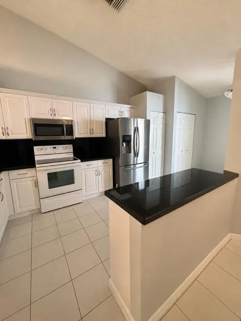 6098 Lake Hibiscus Drive, Delray Beach, FL 33484 photo 10