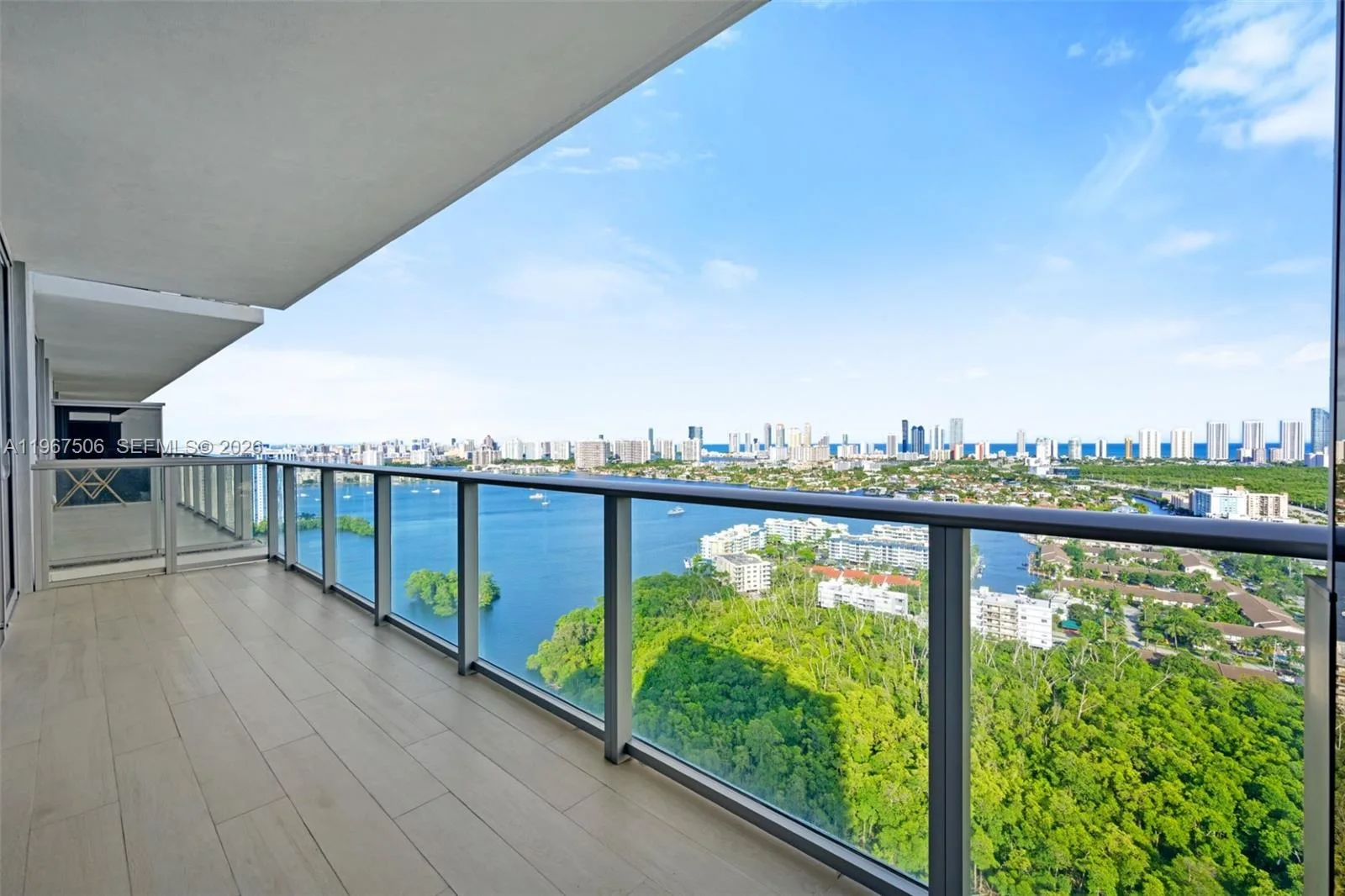 16385 Biscayne Blvd # 3020, North Miami Beach, FL 33160 photo 2