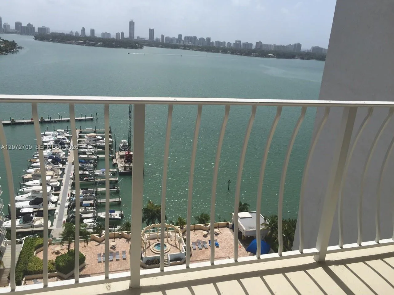 7601 E TREASURE DR # 2008, North Bay Village, FL 33141