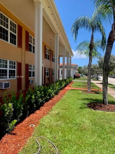 33 SALAMANCA AVE # 2 FL, Coral Gables, FL 33134 photo 9