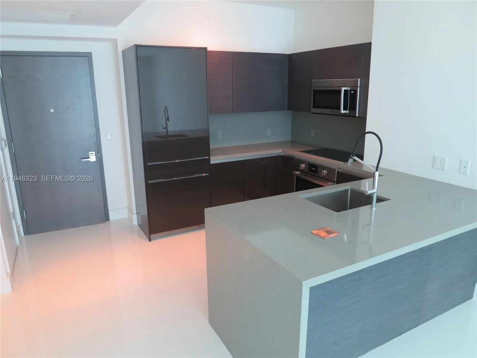1080 Brickell Ave # 1505, Miami, FL 33131 photo 3