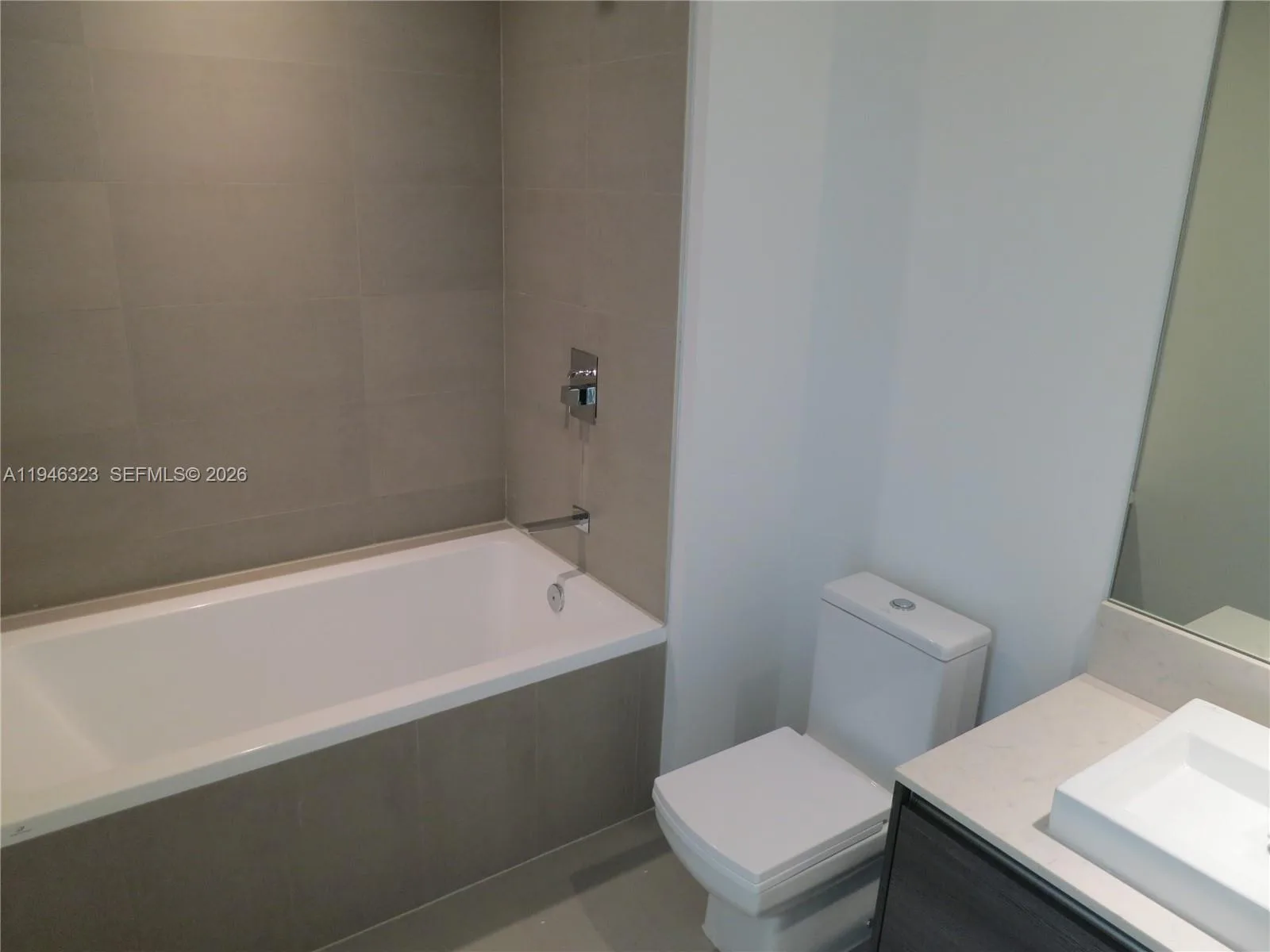 1080 Brickell Ave # 1505, Miami, FL 33131 photo 6