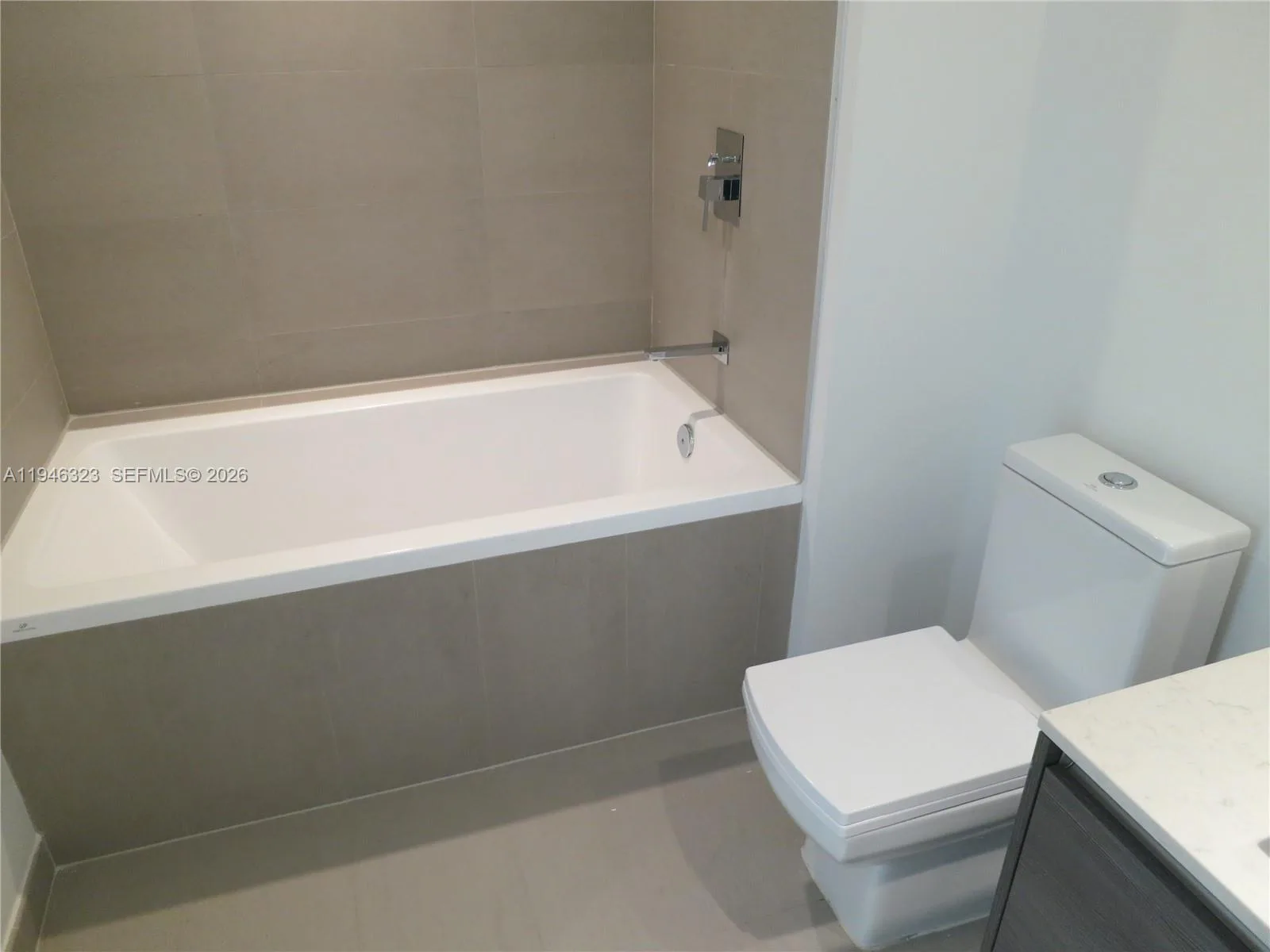 1080 Brickell Ave # 1505, Miami, FL 33131 photo 8