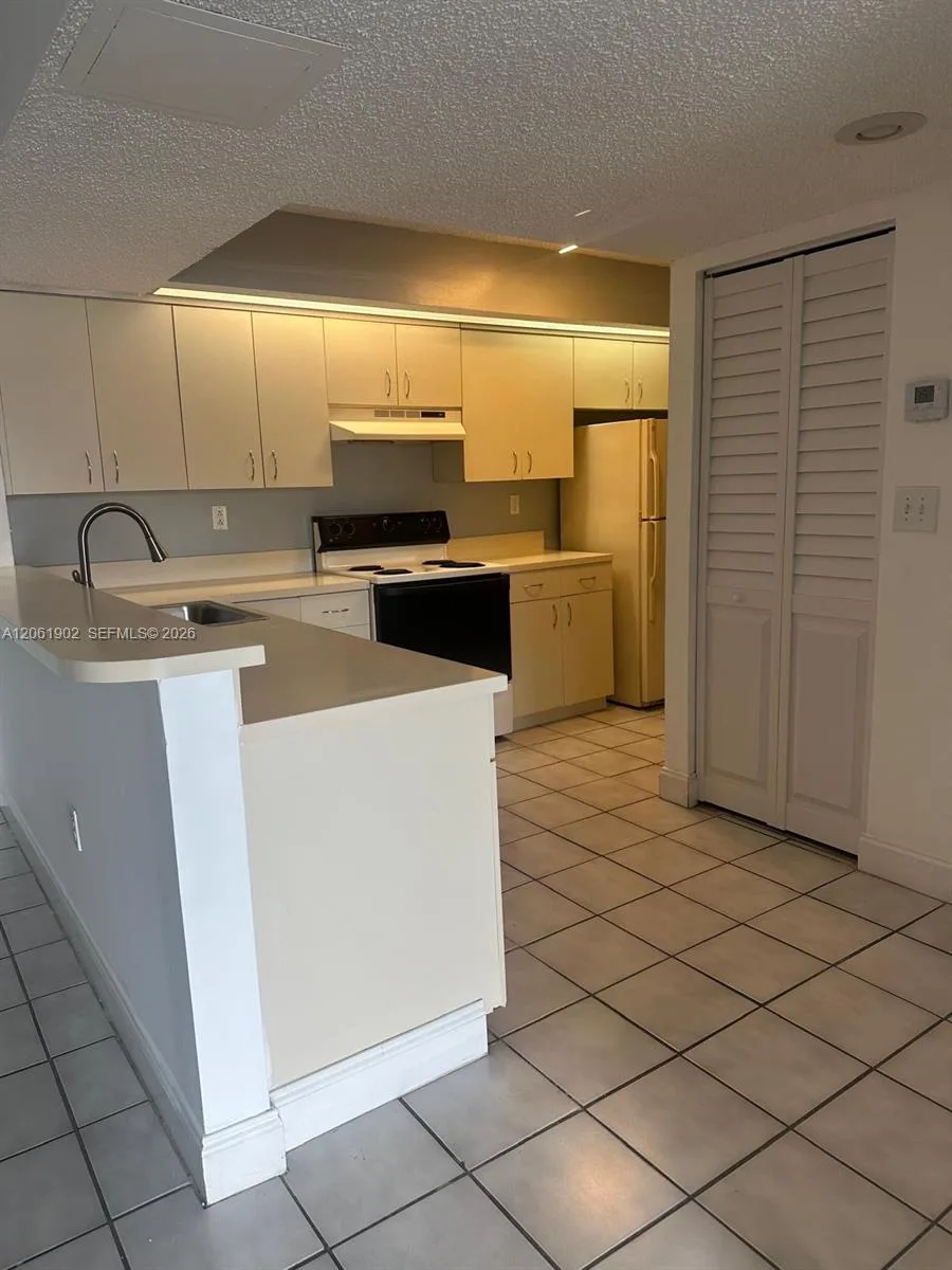 8600 SW 212th St # 108, Cutler Bay, FL 33189 photo 9